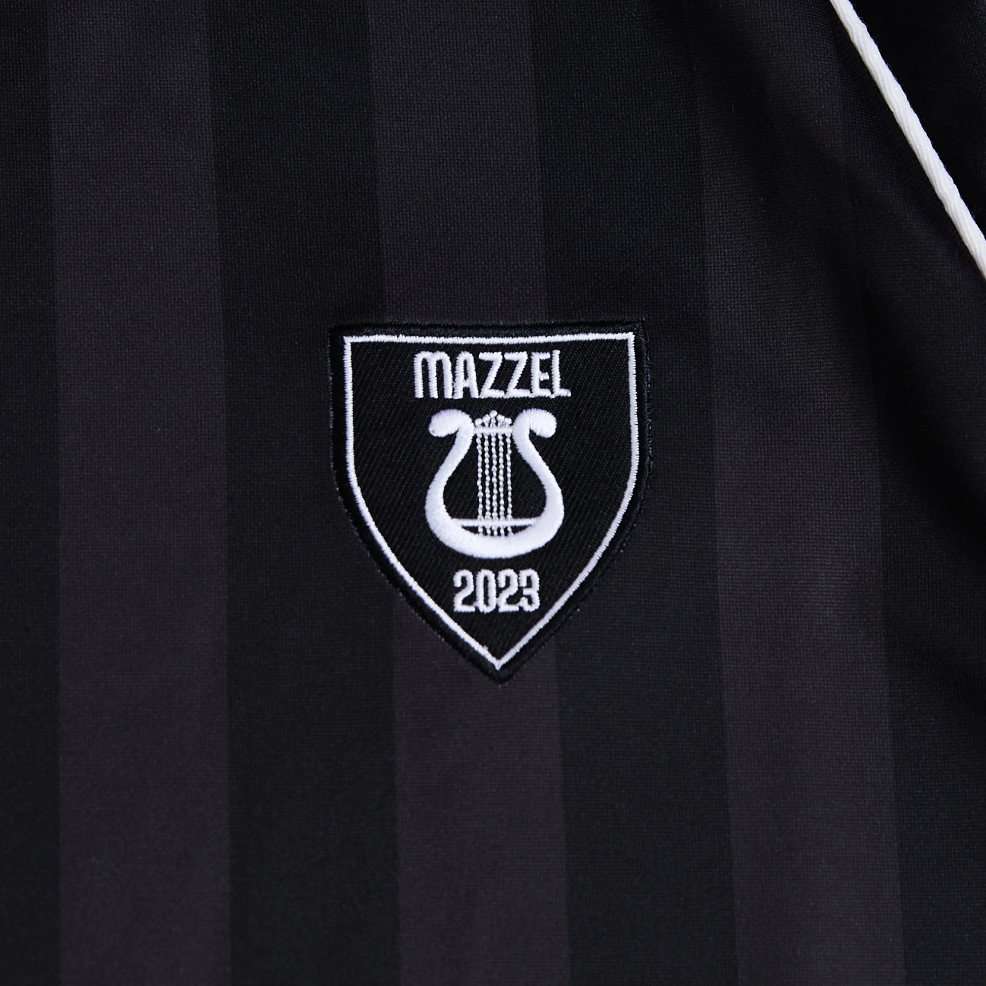 [Shall we hit the Banquet?] MAZZELサッカーシャツ - Image 6