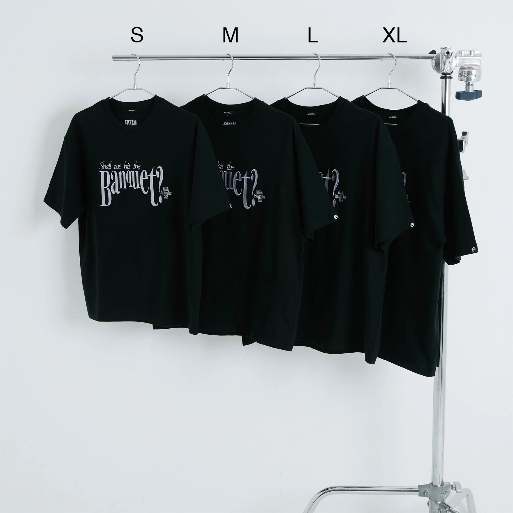 [Shall we hit the Banquet?] Tシャツ BLACK - Image 8