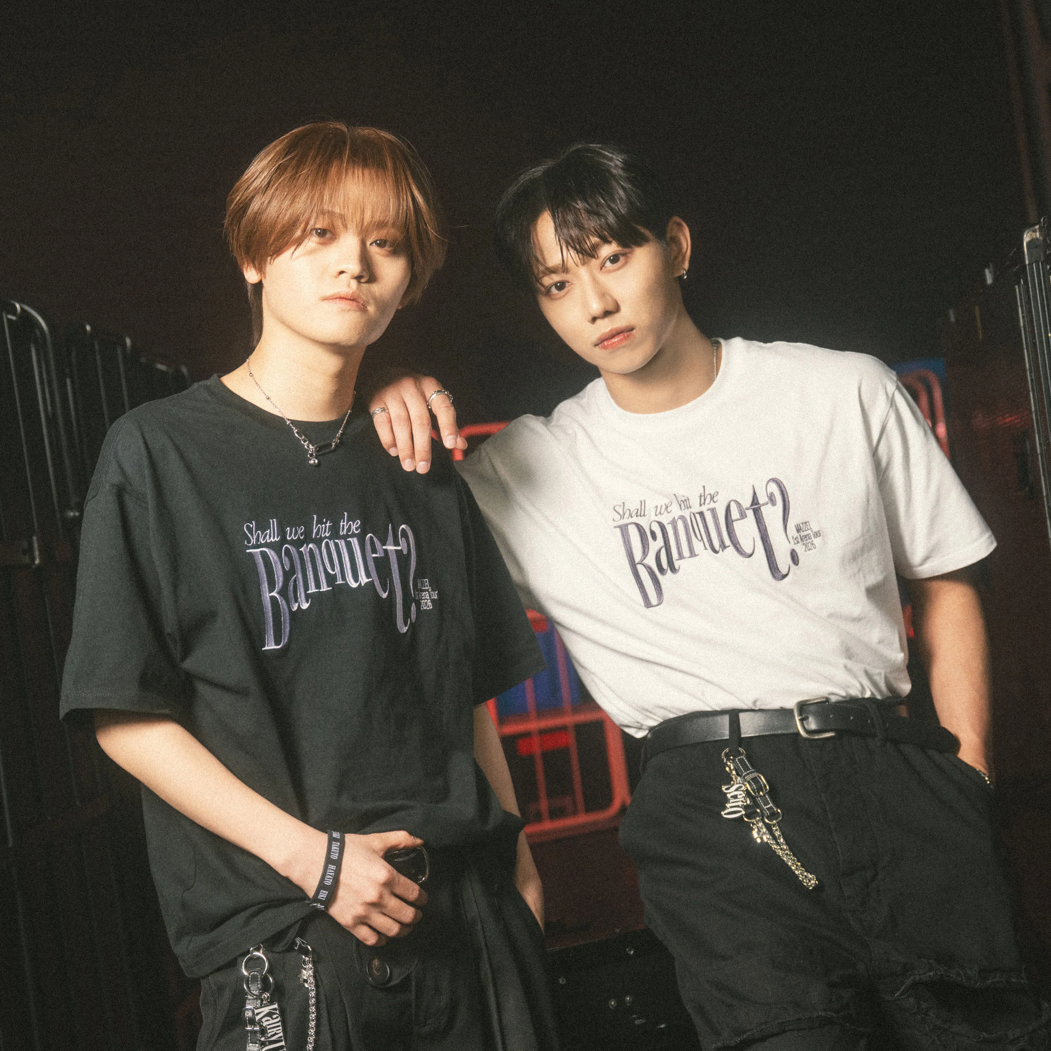 [Shall we hit the Banquet?] Tシャツ BLACK - Image 2